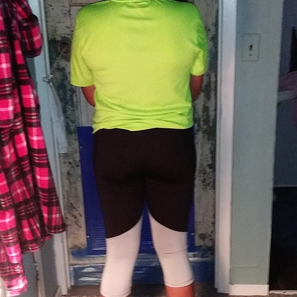 💥Your Outfit💥 - Picture 2 of 3